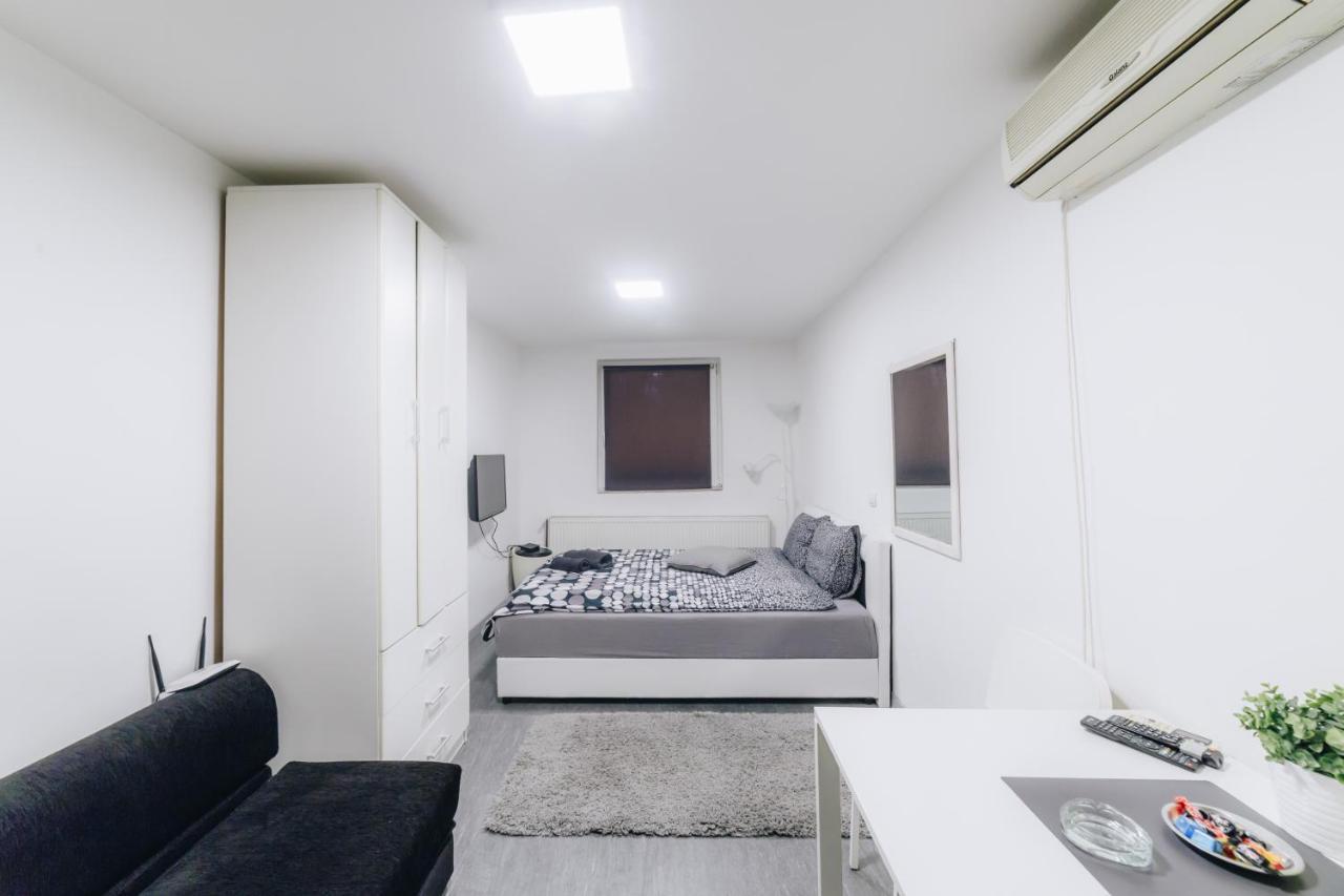 Apartments Luka Kragujevac Luaran gambar