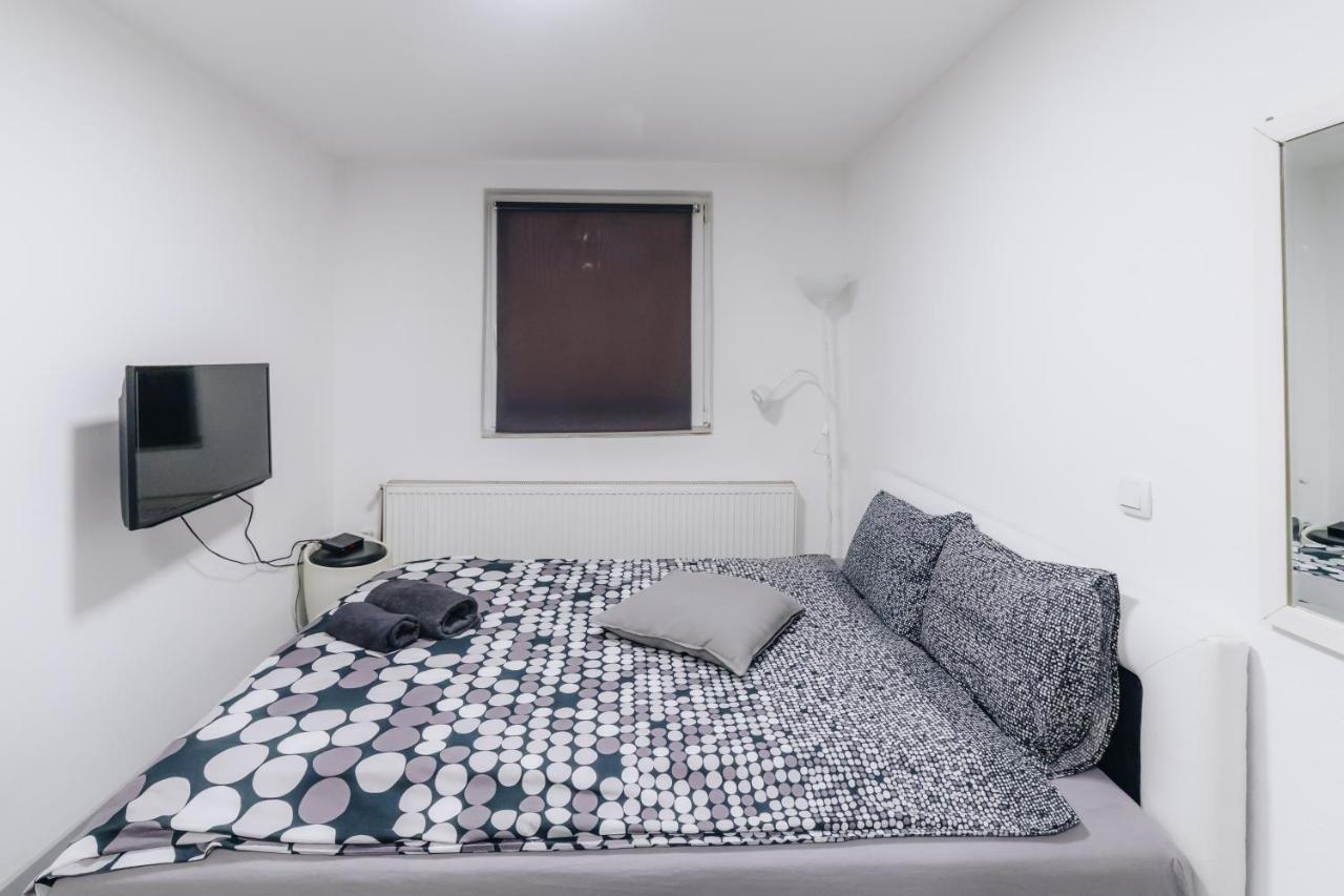Apartments Luka Kragujevac Luaran gambar